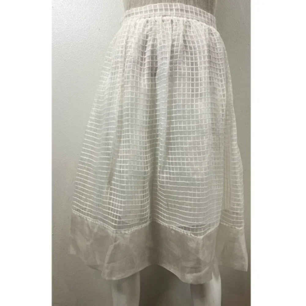 BNWOT ELIZABETH AND JAMES WHITE SHEER A-LINE SKIRT 2 - Picture 1 of 5